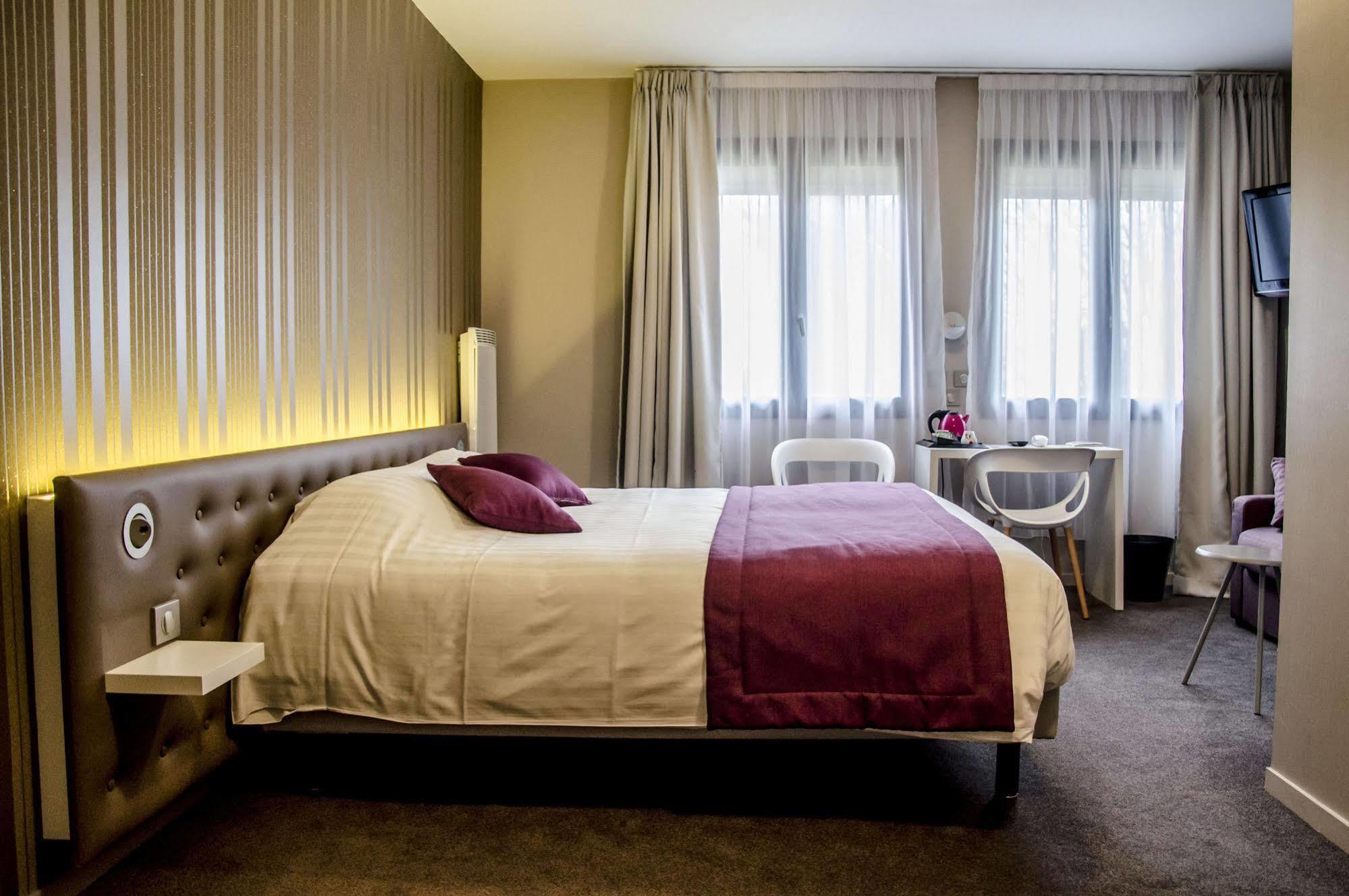 Les Caps Hotel ล็องบาล ภายนอก รูปภาพ